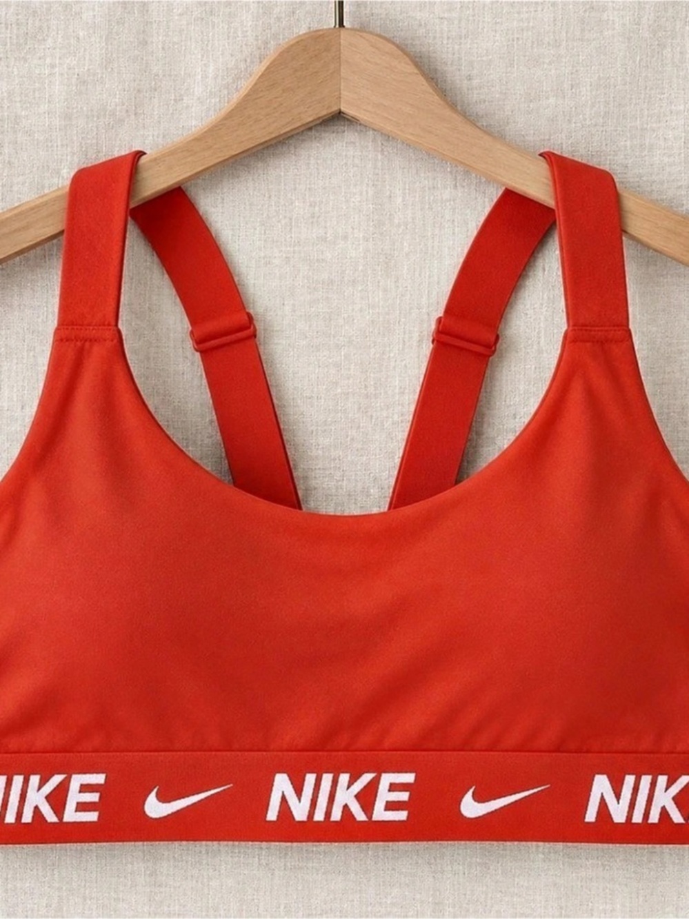 Nike Indy Sports Bra in Red Size Medium NWT